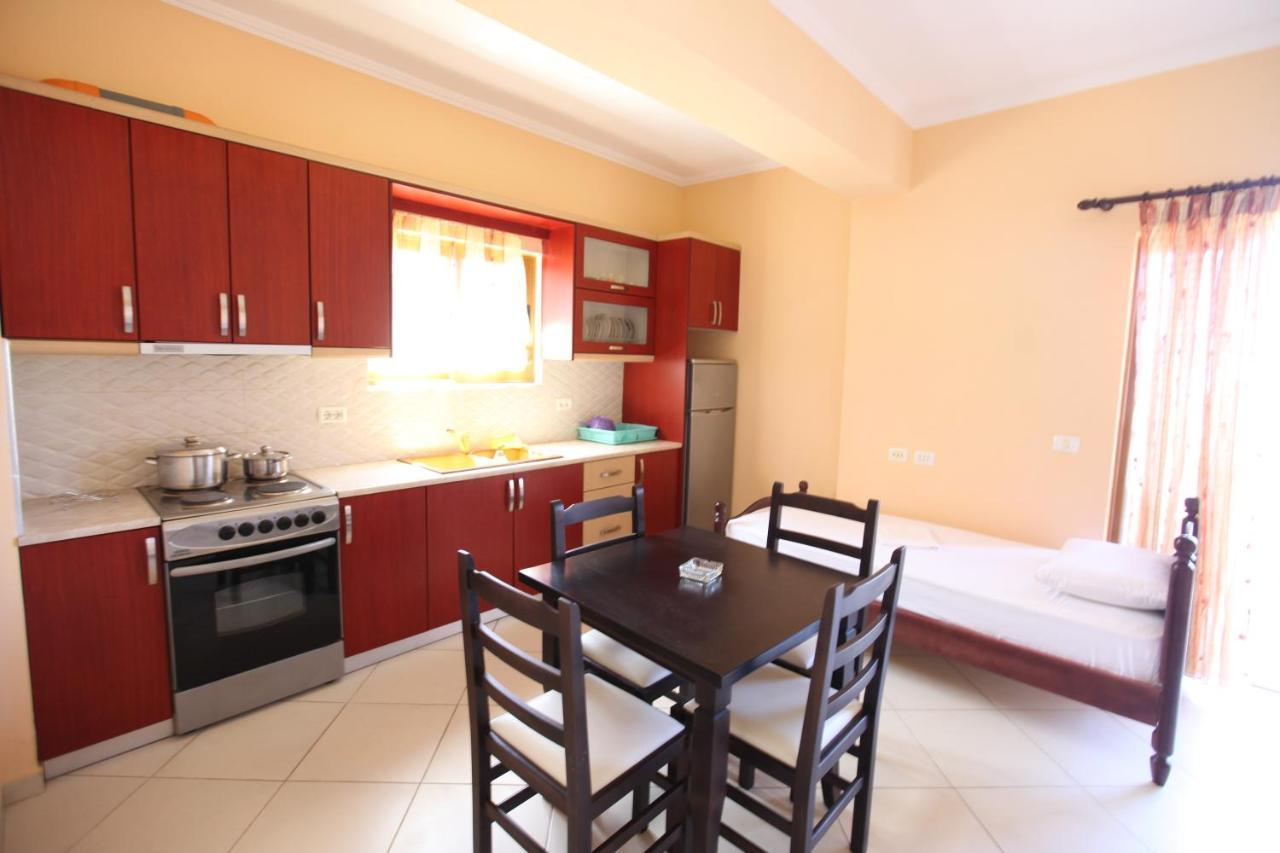 Vila Jakupi Apartment Sarande Exterior photo